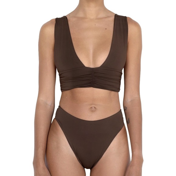 Riot Swim @riotswim Brea V Cut Bikini Top - Picture 1 of 8